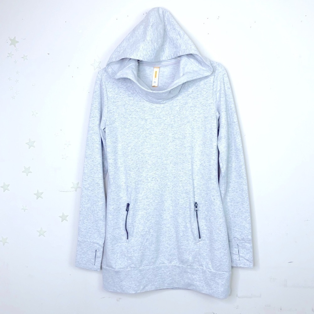 LUCY grey hooded sweatshirt
